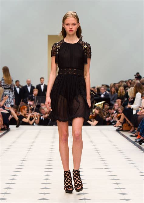 burberry prorsum fashion show|burberry womens spring collection.